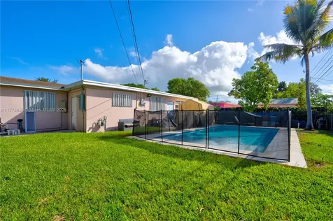 10610 SW 203rd Terrace Cutler Bay FL 33189