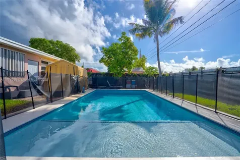10610 SW 203rd Terrace Cutler Bay FL 33189