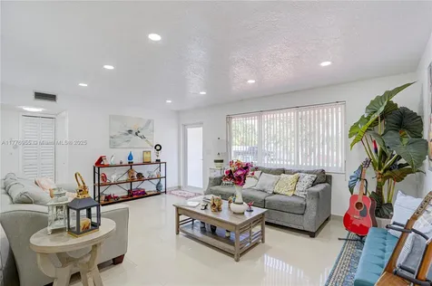 10610 SW 203rd Terrace Cutler Bay FL 33189