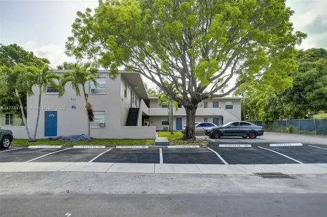 721 NW 3rd Avenue Fort Lauderdale FL 33311