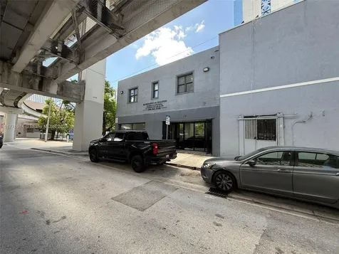 16 SW 1st Avenue Miami FL 33130