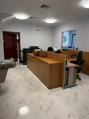 16 SW 1st Avenue Miami FL 33130