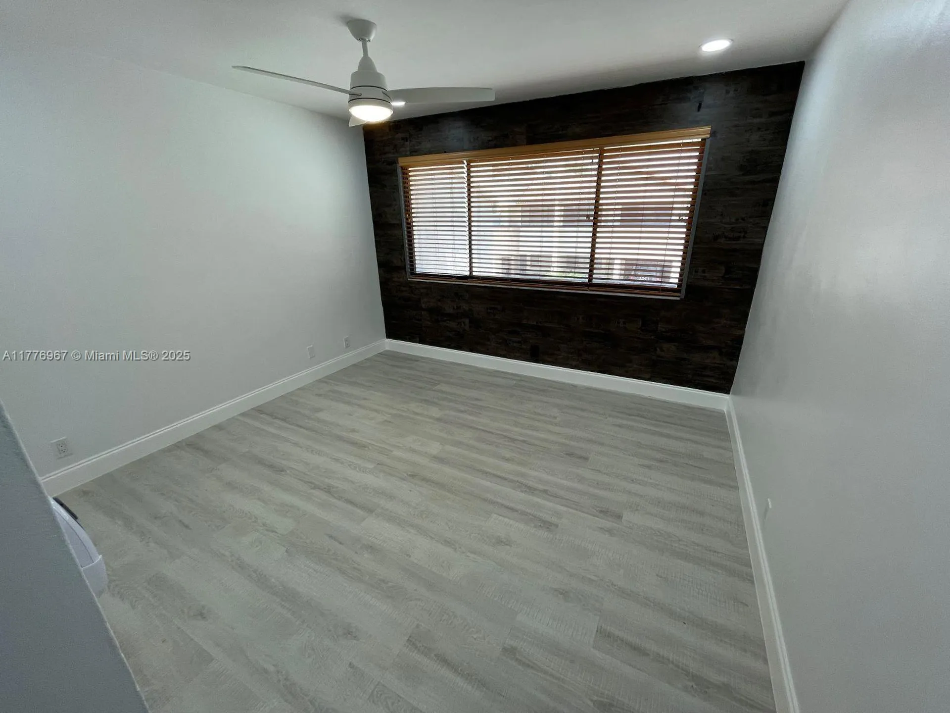 1616 Cypress Pointe Drive Coral Springs FL 33071