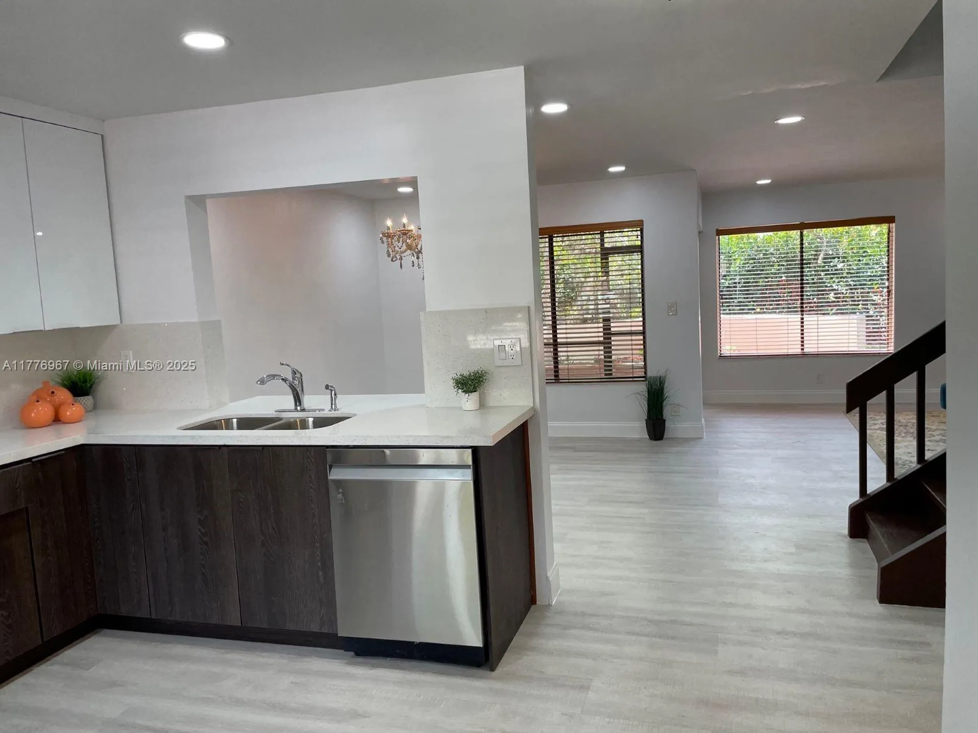 1616 Cypress Pointe Drive Coral Springs FL 33071