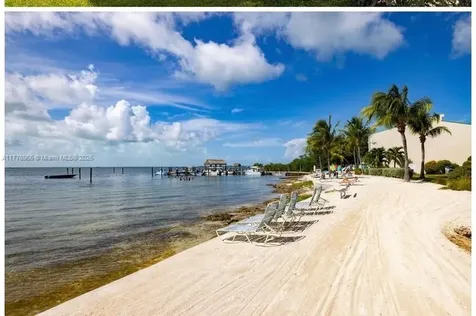 87200 Overseas Highway Plantation Key FL 33036-3102