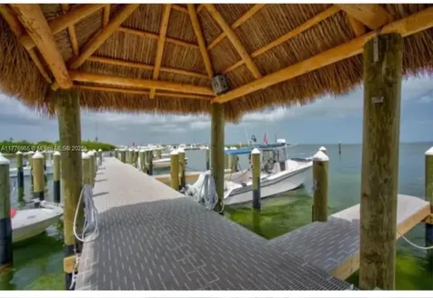 87200 Overseas Highway Plantation Key FL 33036-3102