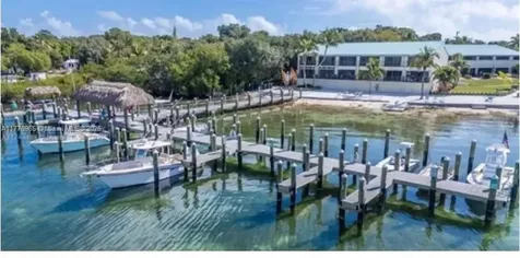 87200 Overseas Highway Plantation Key FL 33036-3102