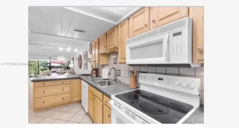 87200 Overseas Highway Plantation Key FL 33036-3102