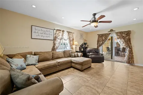 1000 NW 133rd Avenue Sunrise FL 33323