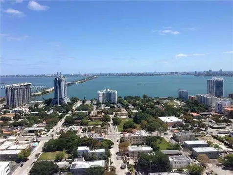 3301 NE 1 Avenue Miami FL 33137