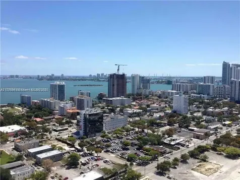3301 NE 1 Avenue Miami FL 33137