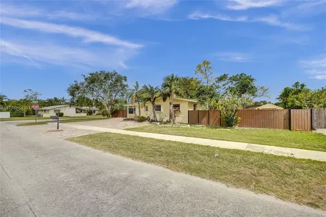 16395 SW 279th Street Homestead FL 33031
