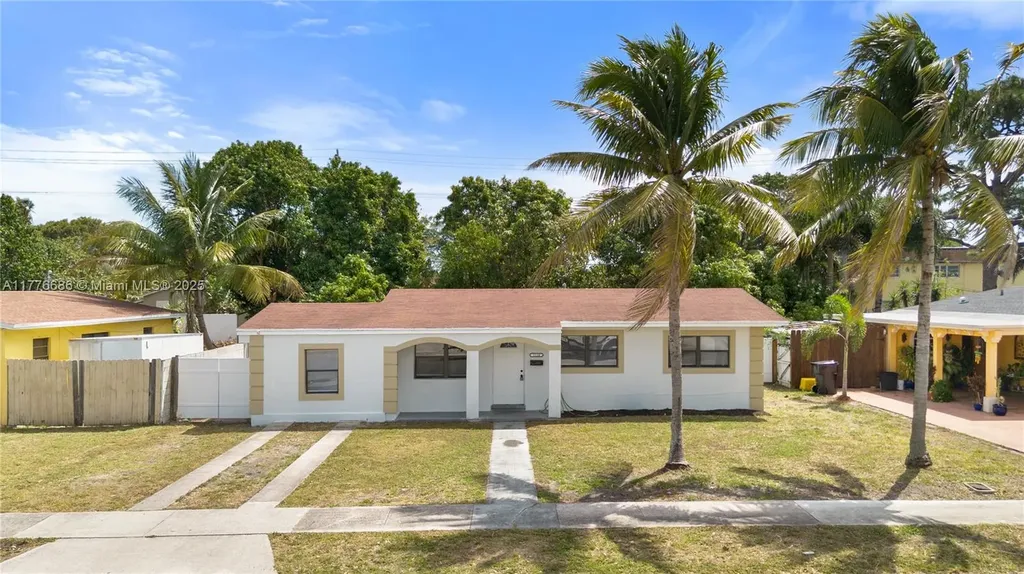 1124 S Ridge Street Lake Worth FL 33460