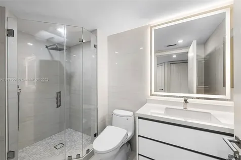 4775 Collins Avenue Miami Beach FL 33140