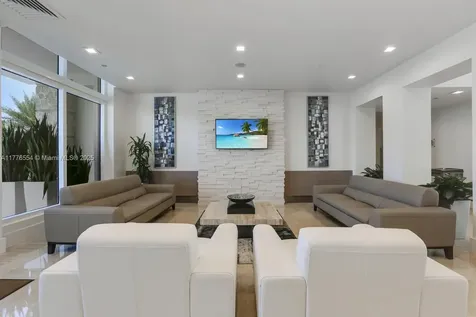 4775 Collins Avenue Miami Beach FL 33140