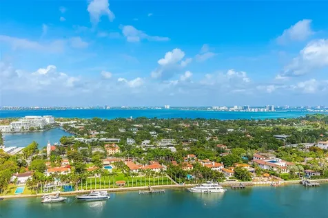 4775 Collins Avenue Miami Beach FL 33140