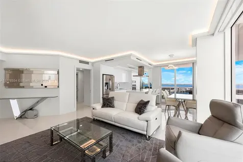 4775 Collins Avenue Miami Beach FL 33140