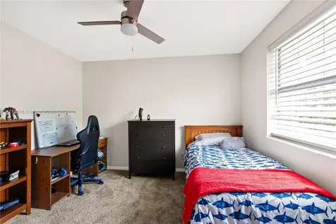 20421 NW 4th Street Pembroke Pines FL 33029