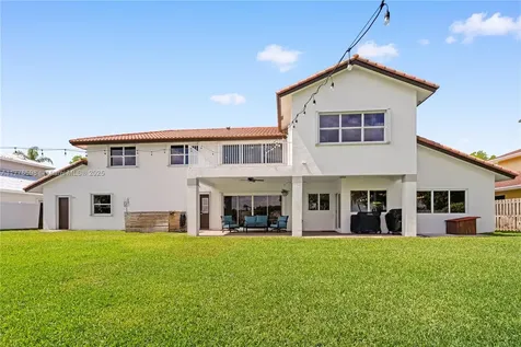20421 NW 4th Street Pembroke Pines FL 33029