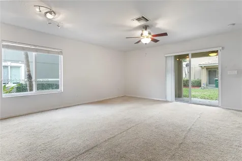 5951 London Lane Tamarac FL 33321
