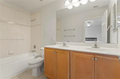 5951 London Lane Tamarac FL 33321