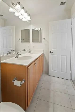 5951 London Lane Tamarac FL 33321