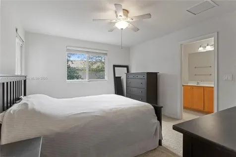 5951 London Lane Tamarac FL 33321
