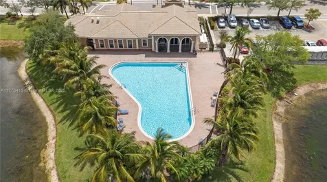 5951 London Lane Tamarac FL 33321