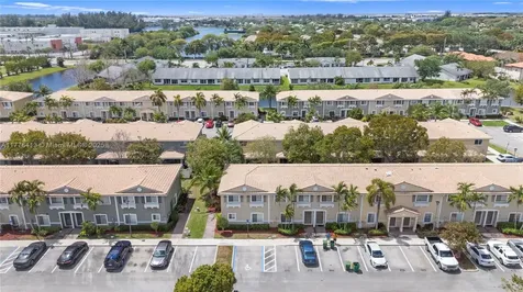 5951 London Lane Tamarac FL 33321