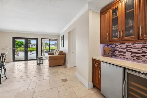 2200 NW 66th Avenue Margate FL 33063