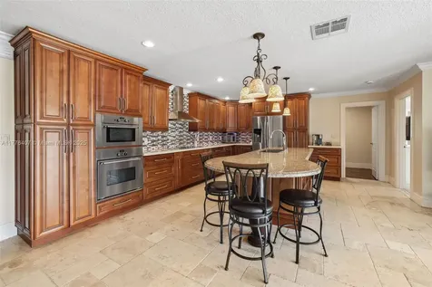 2200 NW 66th Avenue Margate FL 33063