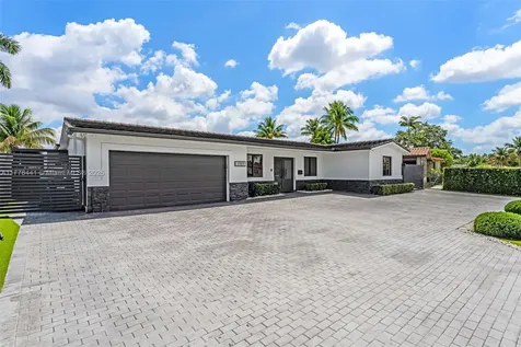 17921 NW 85th Avenue Hialeah FL 33015