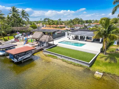 17921 NW 85th Avenue Hialeah FL 33015