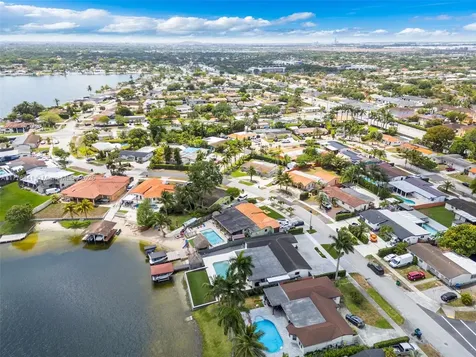 17921 NW 85th Avenue Hialeah FL 33015