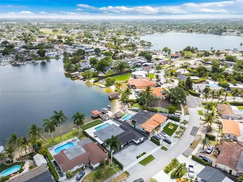 17921 NW 85th Avenue Hialeah FL 33015