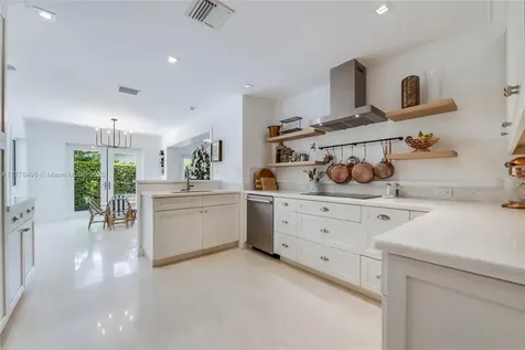 6925 Tordera Street Coral Gables FL 33146