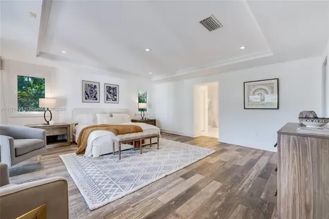 6925 Tordera Street Coral Gables FL 33146