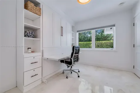 6925 Tordera Street Coral Gables FL 33146