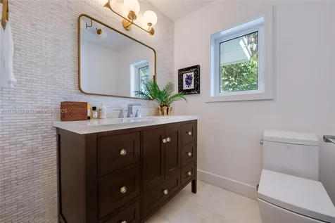 6925 Tordera Street Coral Gables FL 33146