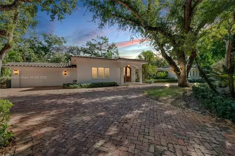 6925 Tordera Street Coral Gables FL 33146