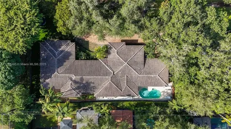 6925 Tordera Street Coral Gables FL 33146