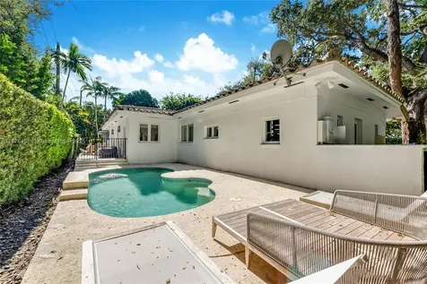 6925 Tordera Street Coral Gables FL 33146