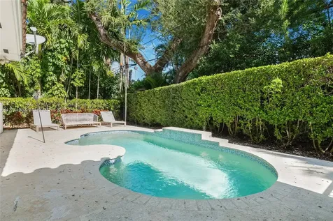 6925 Tordera Street Coral Gables FL 33146
