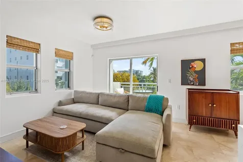 1040 10th Street Miami Beach FL 33139