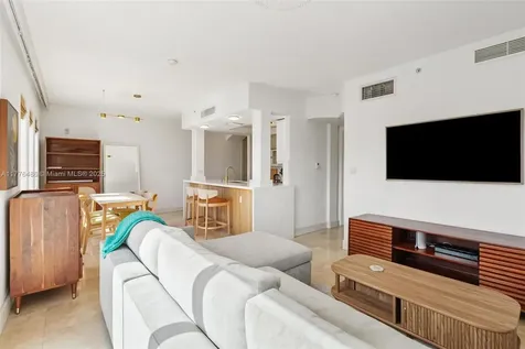 1040 10th Street Miami Beach FL 33139