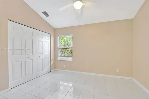 7547 Springfield Lake Drive Lake Worth FL 33467