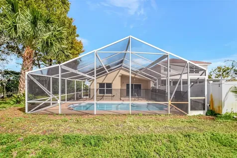 7547 Springfield Lake Drive Lake Worth FL 33467