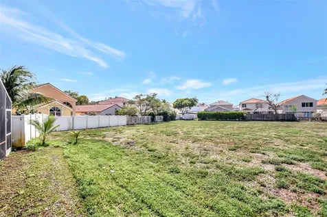 7547 Springfield Lake Drive Lake Worth FL 33467