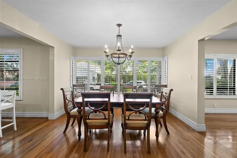 8800 N Bayshore Drive Miami FL 33138