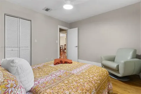 8800 N Bayshore Drive Miami FL 33138